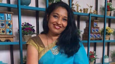 तिचं शिक्षण मुंबईत, नोकरीला लाथ, 10 हजारात बिझनेस सुरू, आता टर्नओव्हर कोटीत; वाचा प्रेरणादायी बातमी!