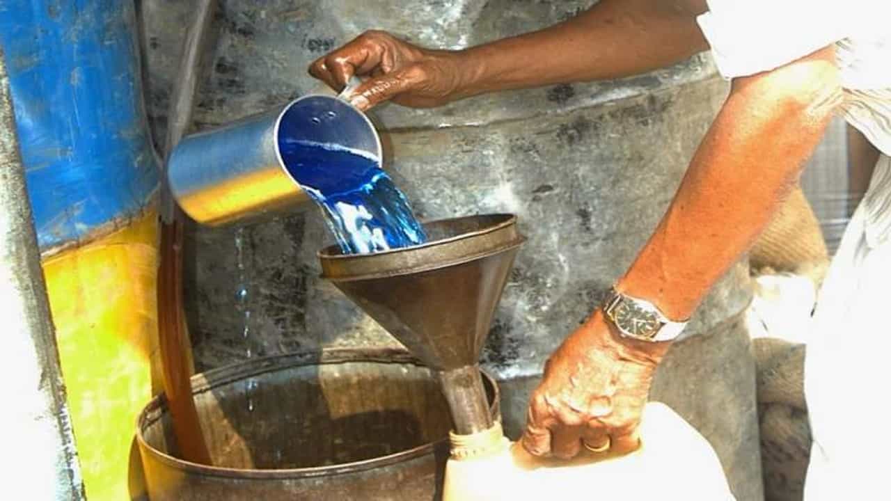 रेशनकार्ड धारकांना मोठा झटका, रॉकेलवरील सबसिडी बंद, 1 एप्रिलपासून नवा नियम