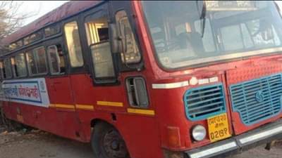 अंधाराचा फायदा घेत डेपोतून बस पळवली, वेडसर मुलामुळे हजारोंचं नुकसान