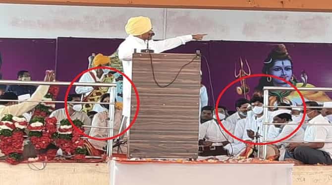 धनंजय मुंडेंपाठोपाठ पंकजाही गहिनीनाथ गडावर, मुंडे बहीण-भाऊ एकाच व्यासपीठावर