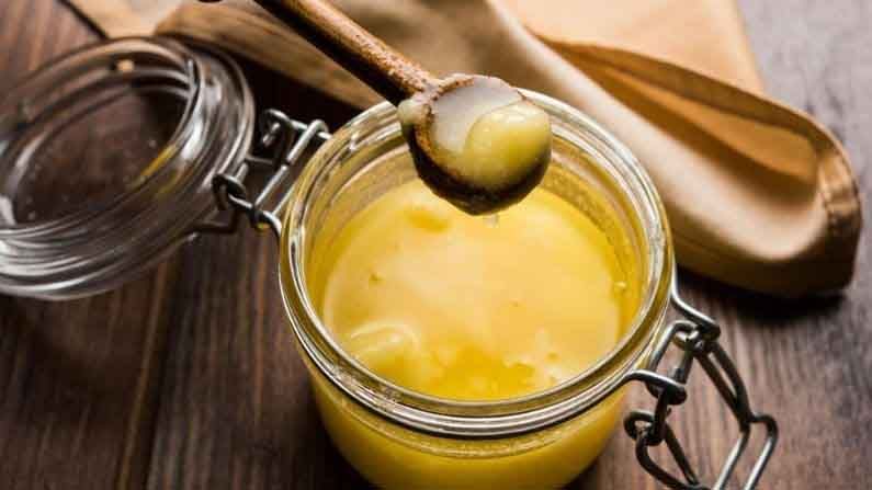 Ghee Benefits For Hair : कमकुवत आणि निर्जीव केसांसाठी देशी तूप फायदेशीर, जाणून घ्या याचे पाच उत्तम फायदे