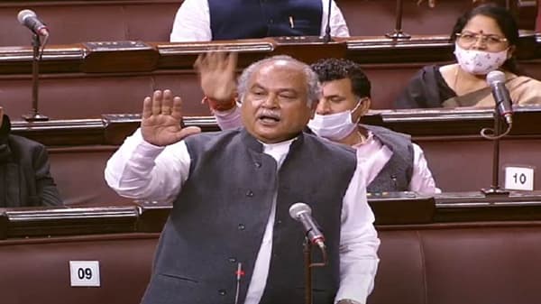 नरेंद्रसिंह तोमर भडकले; राज्यसभेत म्हणाले काँग्रेसला रक्तापासून शेती करायचीय