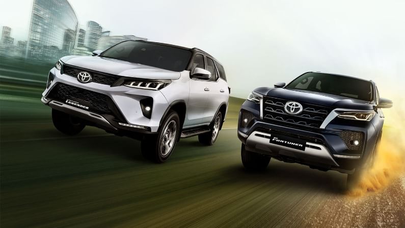 Toyota Fortuner आणि Legender चा मार्केटमध्ये जलवा, एका महिन्यात ग्राहकांकडून हजारो गाड्यांचे बुकिंग