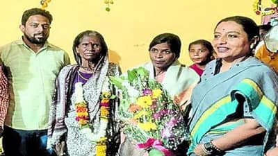 Fact Check: तिवशाची ती महिला IAS झालीच नाही? मंत्री यशोमती ठाकूरांचीही दिशाभूल ?