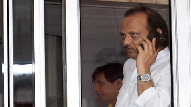 ...आणि अजितदादांच्या एका फोनमुळे जालिंदर काकांवर उपचार, पवारांचं हळवं रुप पुन्हा जगासमोर