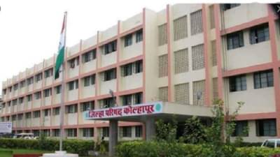 कोल्हापूर ZP तील भाजपच्या विरोधीपक्ष नेत्याविरोधात महिला अधिकाऱ्याची तक्रार, विनयभंगाचा गुन्हा