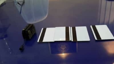 सावधान, तुम्हीही बियर बारमध्ये ATM कार्ड स्वाईप करताय?