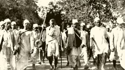 Photos : मानवी इतिहासाची दिशा बदलणारे जगातील 10 आंदोलनं कोणती? वाचा सविस्तर...