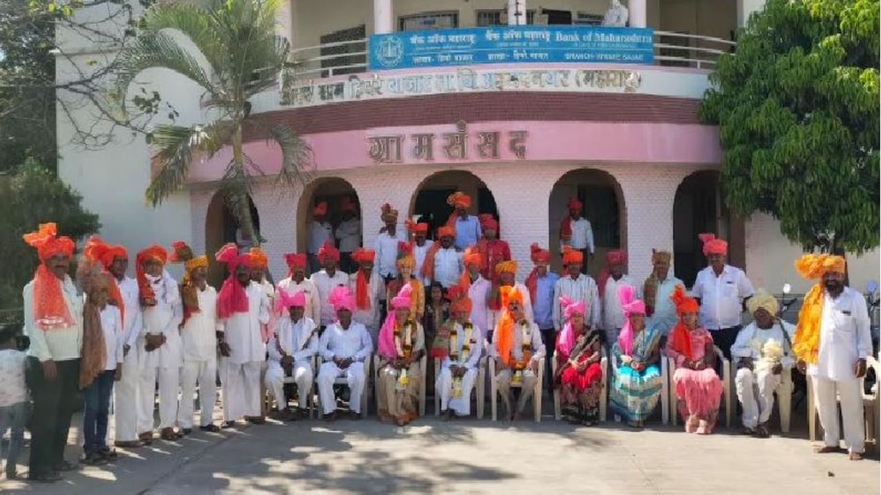 आदर्श गाव हिवरे बाजारच्या उपसरपंचपदी पोपटराव पवार, सरपंच कोण? | Ahmednagar hivrebajar gram panchayat sarpanch election popatrao pawar | TV9 Marathi