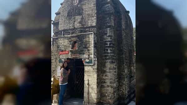 अभिनेत्री प्राजक्ता माळी सोशल मीडियावर मोठ्या प्रमाणात सक्रिय असते. ती सतत नवे फोटोशूट करत असते.