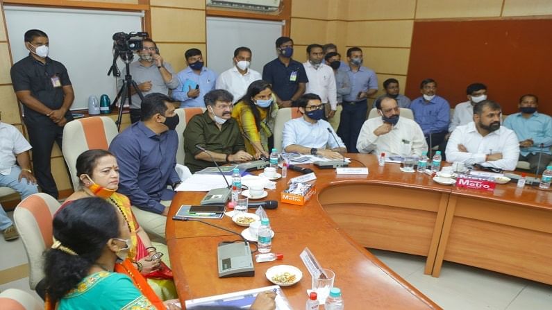 आदित्य ठाकरे म्हणाले, जितेंद्र आव्हाडांच्या खात्याने करुन दाखवलं! आदित्य ठाकरे म्हणाले, जितेंद्र आव्हाडांच्या खात्याने करुन दाखवलं!