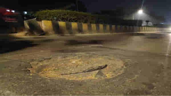 पाण्याचा निचरा होण्यासाठी मॅनहोल्सची झाकणं उघडू नका; ठाणे महापालिका आयुक्तांचे आवाहन