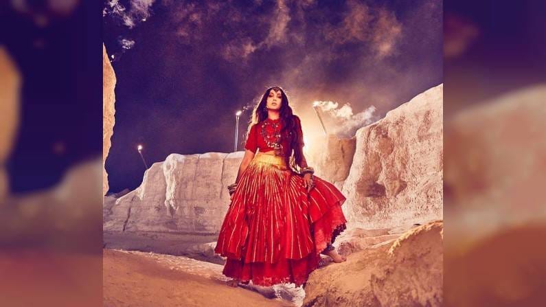 नुकतंच नोराचं ‘छोड देंगे’ हे गाण रिलीज झालं आहे.या गाण्याच्या शूटिंग दरम्यान नोरानं हे फोटोशूट केलं आहे.