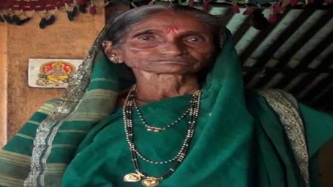 70 वर्षांच्या आजीबाईंकडे गावगाडा, कातकरी समाजातील शेवंतीबाई सरपंचपदी