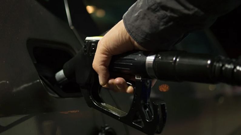 Petrol Diesel Price Today : शंभरी गाठूनही पुन्हा महागलं पेट्रोल-डिझेल, वाचा आजचे दर