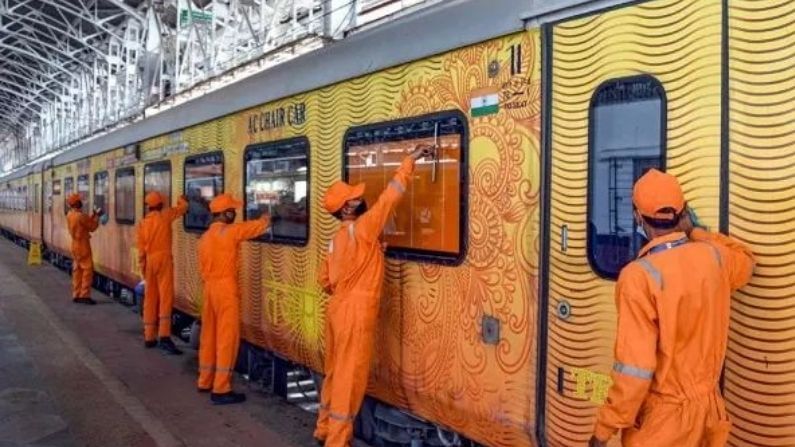 मुंबईपासून 'या' 4 शहरांमध्ये सेवा देणार खासगी Tejas Express, जाणून घ्या वेळापत्र