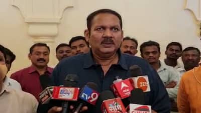 VIDEO | अजून माझं वय झालं नाही, व्हॅलेंटाईन डेला उदयनराजेंचे मिश्कील उत्तर