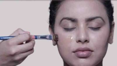 Skin Care | त्वचेच्या सौंदर्यासाठी ब्लीचिंग आवश्यक, घरच्या घरी मिळवा पार्लरसारखी चमकदार त्वचा!