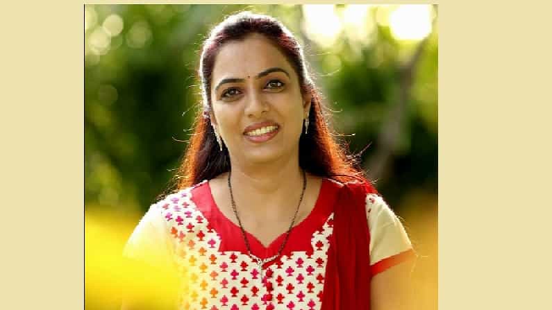 भाजपला घराघरात घेऊन जाण्यात मोलाचे योगदान देणारे माजी महसूलमंत्री एकनाथ खडसे यांनी राष्ट्रवादीत प्रवेश केल्यांनतर त्यांची कन्या रोहीणी खडसे यासुद्धा चर्चेत आल्या.