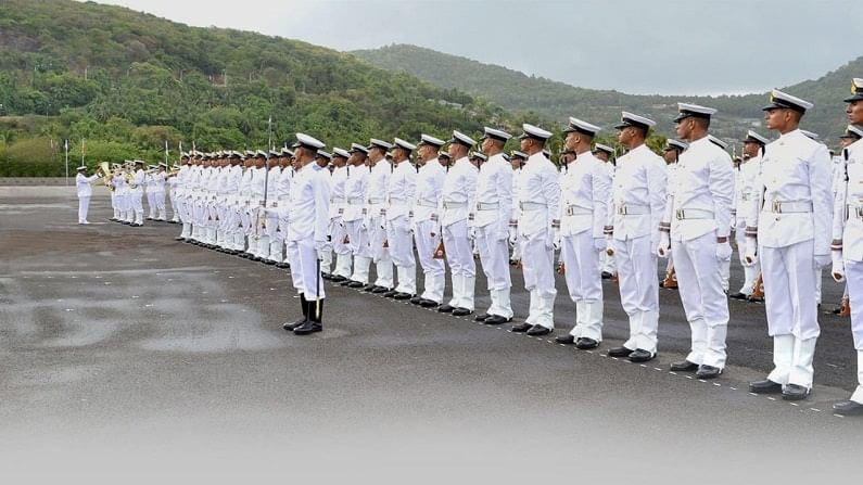 Indian Navy Recruitment 2021: भारतीय नौदलात SSC अधिकारी पदावर संधी, पगार 1 लाख 10 हजारांपर्यंत, असा अर्ज करा...