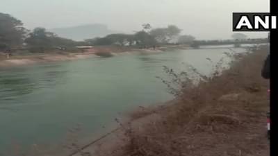 Sidhi Bus Accident : ओव्हरटेक करताना बस 30 फूट खोल कालव्यात, 36 प्रवाशांचा करुण अंत