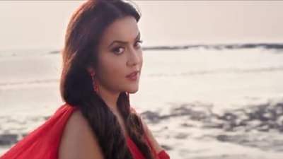 तयार राहा, माझं आणखी एक गाणं येतंय, अमृता फडणवीसांचा इशारा कोणाला?