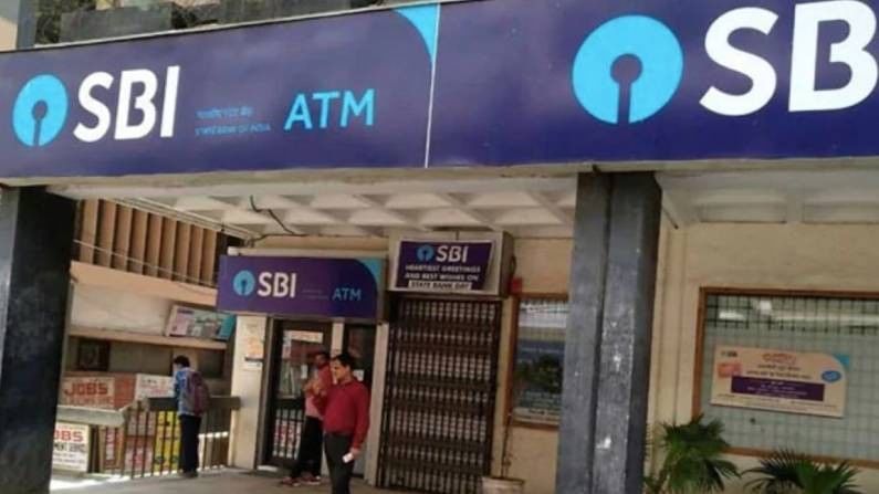 SBI Account: बँकेच्या एका शाखेतून दुसऱ्या शाखेत अकाऊंट कसं ट्रान्सफर करायचं? SBI Account: बँकेच्या एका शाखेतून दुसऱ्या शाखेत अकाऊंट कसं ट्रान्सफर करायचं?