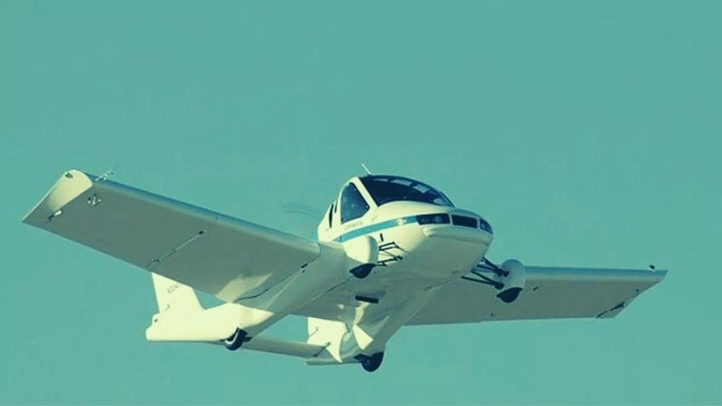 जगातील पहिल्या Flying Car ला मंजुरी, ना ट्रॅफिक जामची कटकट, ना सिग्नलची झंझट जगातील पहिल्या Flying Car ला मंजुरी, ना ट्रॅफिक जामची कटकट, ना सिग्नलची झंझट