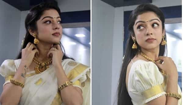 टॉलीवूडची प्रसिध्द अभिनेत्री वर्षा बोलम्मा ही सोशल मीडियावर सक्रिय असते. वर्षा तिच्या चाहत्यांसाठी वेगवेगळे फोटो आणि व्हिडीओ शेअर करत असते.