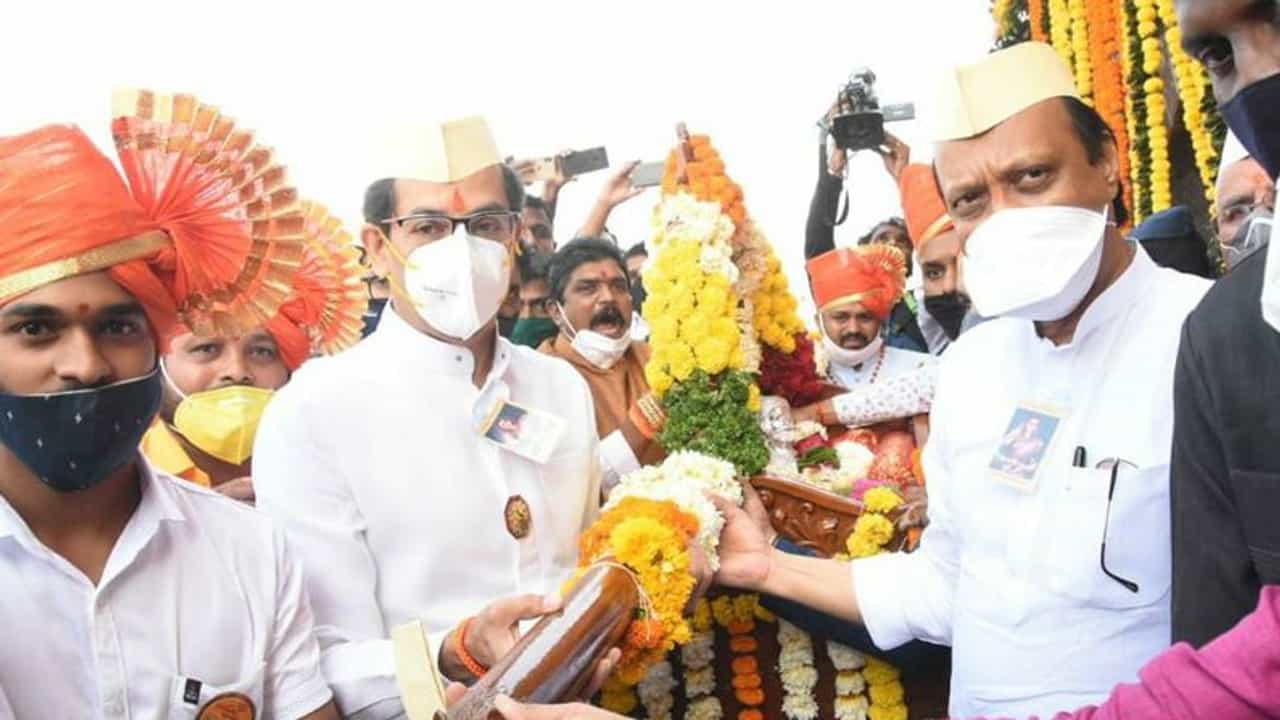 अजितदादांच्या मनात काय चाललंय हे जाणून घेण्यासाठी ती भाषा शिकणार: मुख्यमंत्री उद्धव ठाकरे
