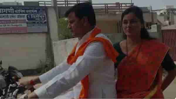 हरभजन सिंग यांची मुलगी, रवी राणांची बायको, नवनीत राणांच्या सर्टिफिकेटवर जात कोणती?