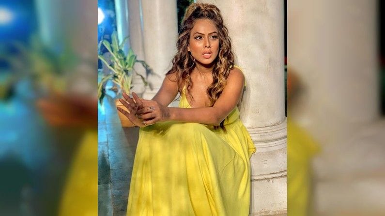 आता तिनं आणखी काही बोल्ड फोटो तिच्या इन्स्टाग्राम अकाऊंटवर शेअर केले आहेत. 