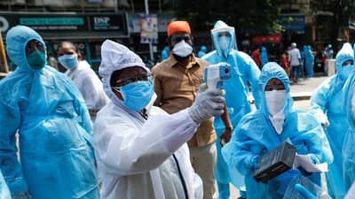 मोठी बातमी: मुंबईत कोरोनाचा उद्रेक, एकाच इमारतीत 22 रुग्ण; कोरोनाबाधितांचा आकडा वाढण्याची भीती