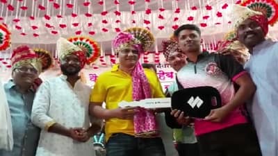 इंदापुरात येऊन जेव्हा अझरुद्दीन म्हणतात... मी पुन्हा येईन