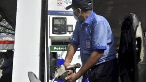 Petrol-Diesel Price Today : राज्यात आज पेट्रोल स्वस्त की महाग? वाचा आजचे दर