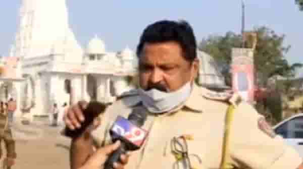 पोहरादेवीच्या चारही बाजूने बॅरिकेटिंग, केवळ 25 लोकांनाच परवानगी, पोलिसांच्या सूचना