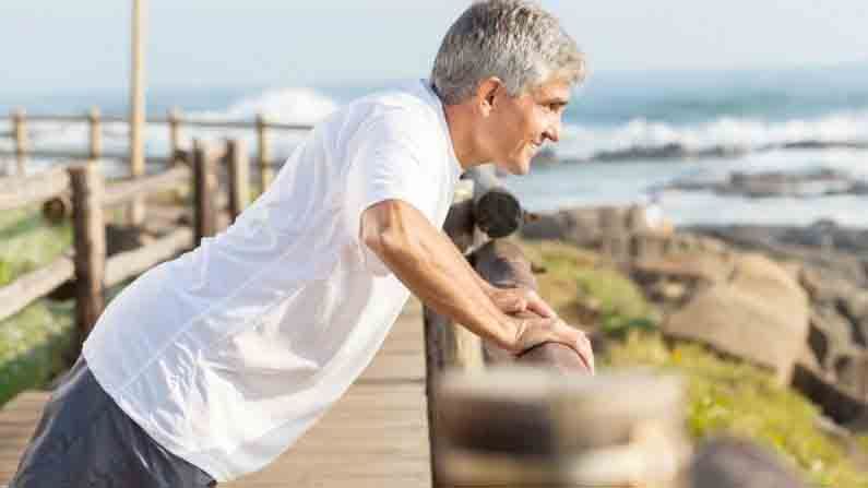 Fitness | वयाच्या 60व्या वर्षीही राहाल तंदुरुस्त, जाणून घ्या ‘या’ योगासनांबद्दल...