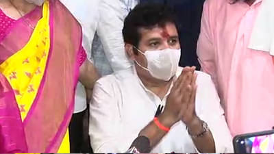 VIDEO: मुख्यमंत्र्यांनी चौकशी लावलीय, आता बदनामी थांबवा; संजय राठोडांनी हात जोडले