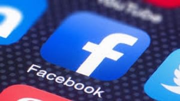 फेसबुकवरचा तुमचा डेटा लीक तर होत नाहीय ना... जाणून घ्या ‘या’ वेबसाईटच्या माध्यमातून