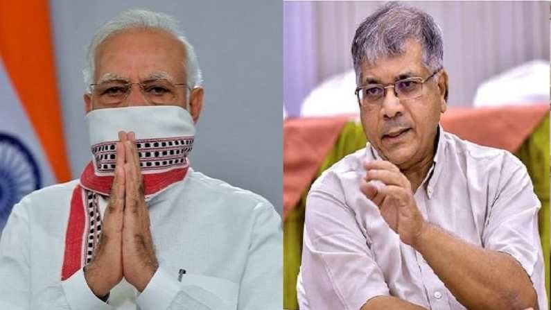 लोकांवर विश्वास नसल्यानं जिवंतपणी स्टेडियमला नाव, प्रकाश आंबेडकरांचा हल्लाबोल लोकांवर विश्वास नसल्यानं जिवंतपणी स्टेडियमला नाव, प्रकाश आंबेडकरांचा हल्लाबोल