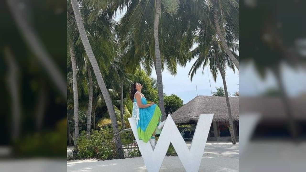 अभिनेत्री बिपाशा बासु सध्या मालदीवमध्ये धमाल करतेय. पती करण सिंह ग्रोवरसोबत ती मालदीवची सफर करतेय.