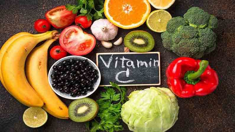 FOOD | संत्र्यापेक्षाही जास्त व्हिटामिन सी असणारे ‘हे’ पदार्थ, आहारात आवर्जून करा समावेश!