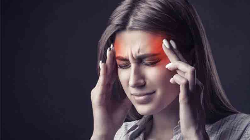 Migraine | मायग्रेनमुळेही होऊ शकते मान दुखीची समस्या, ‘या’ लक्षणांना करू नका नजर अंदाज!