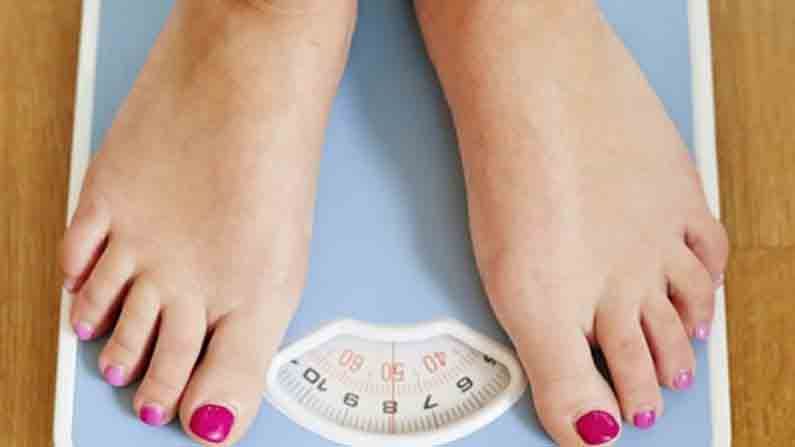 Weight Loss |  ‘वेट लॉस जर्नी’दरम्यान वारंवार वजन तपासताय? मग ‘या’ गोष्टी आधी जाणून घ्या!