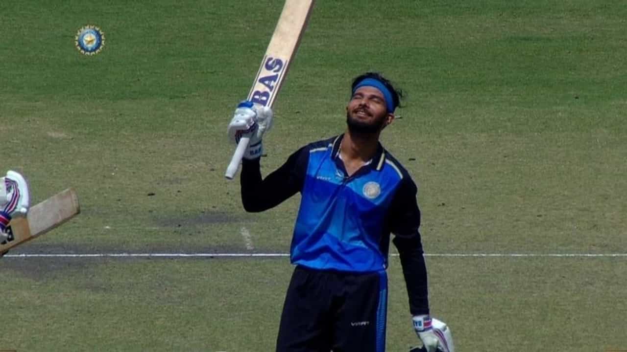 Vijay Hazare Trophy | IPL च्या AUCTION मध्ये अनसोल्ड, विजय हजारे स्पर्धेत 6 षटकारांसह खणखणीत शतक, फ्रँचायजींना चोख उत्तर