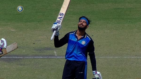 Vijay Hazare Trophy | IPL च्या AUCTION मध्ये अनसोल्ड, विजय हजारे स्पर्धेत 6 षटकारांसह खणखणीत शतक, फ्रँचायजींना चोख उत्तर