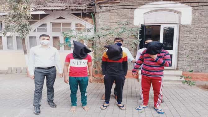 सावधान! ते मुलींना समुद्र किनाऱ्यावर बोलवतात, टच करतात, शूट करतात, मुंबई सायबर सेलकडून भांडाफोड !