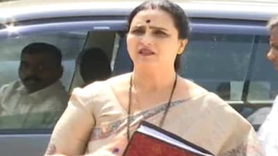 राष्ट्रवादीचा महिला चेहरा बनलेल्या चित्रा वाघ भाजपच्या प्रदेश उपाध्यक्ष कशा झाल्या? जाणून घ्या वाघ यांचा संपूर्ण राजकीय प्रवास