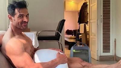 जॉन अब्राहमचा तो फोटो सोशल मीडियावर जोरदार ट्रोल!