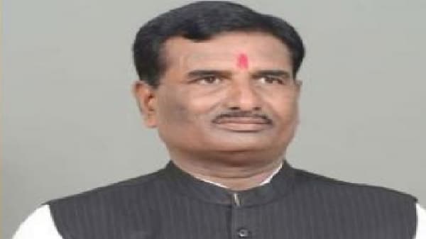 सकाळी सर्वोच्च न्यायालयाचा दिलासा, दुपारी खासदार चिखलीकरांची नांदेड जिल्हा बँकेसाठी उमेदवारी
